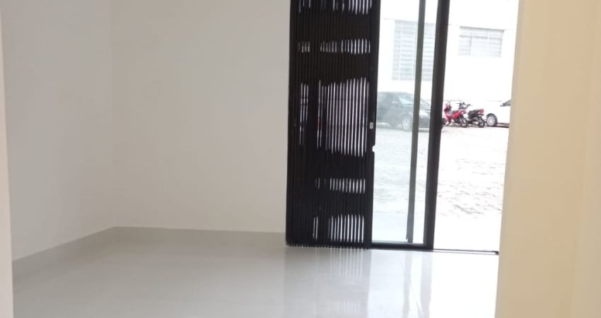 Sala comercial com 4 salas para alugar na Avenida Presidente Kennedy, 4100, Água Verde, Curitiba