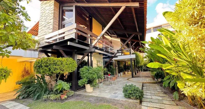 Casa de primeiro andar  para locação a 30mt da orla de cabo branco com 350m² por r$20mil/mês