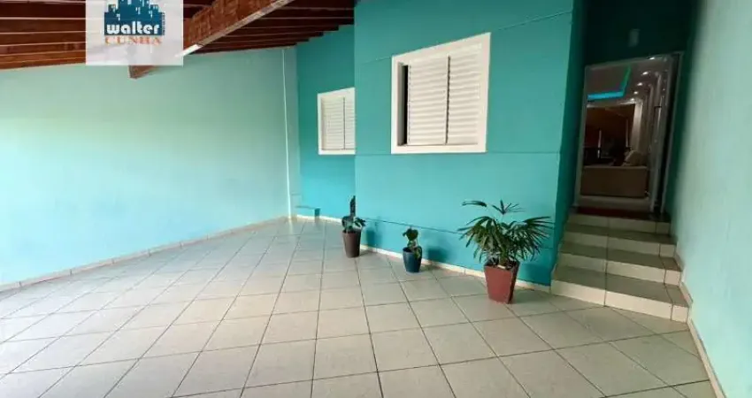 Vendo casa bairro residencial flavia região ouro verde 3 dormitórios suíte reformada 470 mil aceita financiamento e fgts