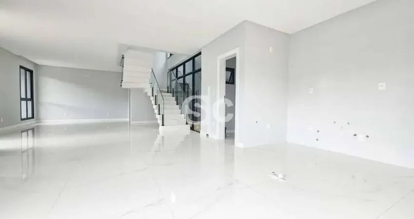 Casa com 3 quartos à venda no Rio Pequeno, Camboriú