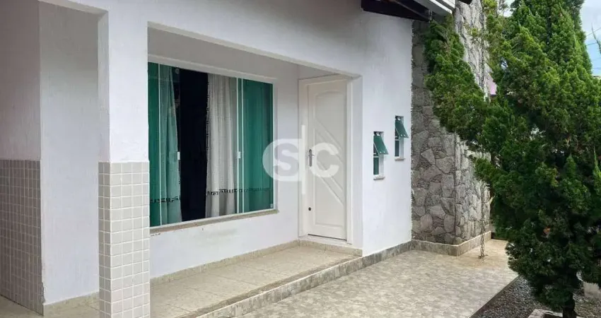 Casa para venda – espaçosa, confortável e com área comercial!