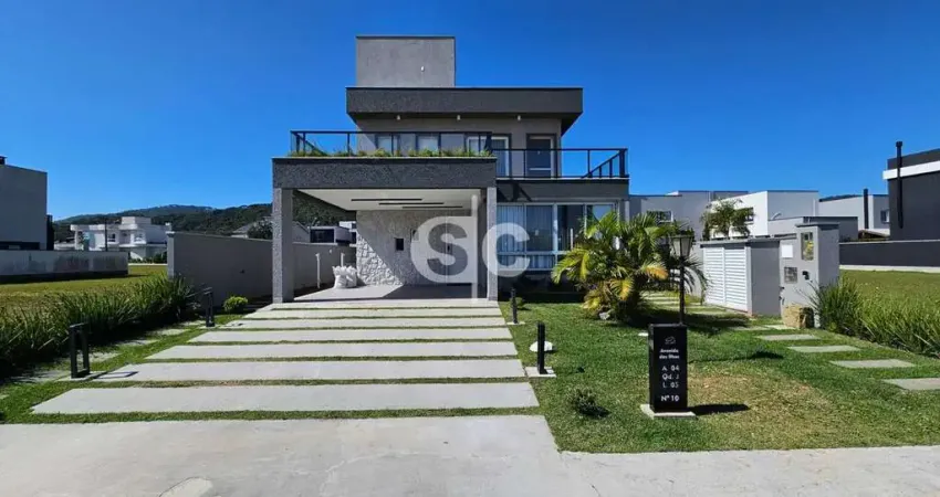 Casa com 3 quartos à venda no Santa Regina, Camboriú