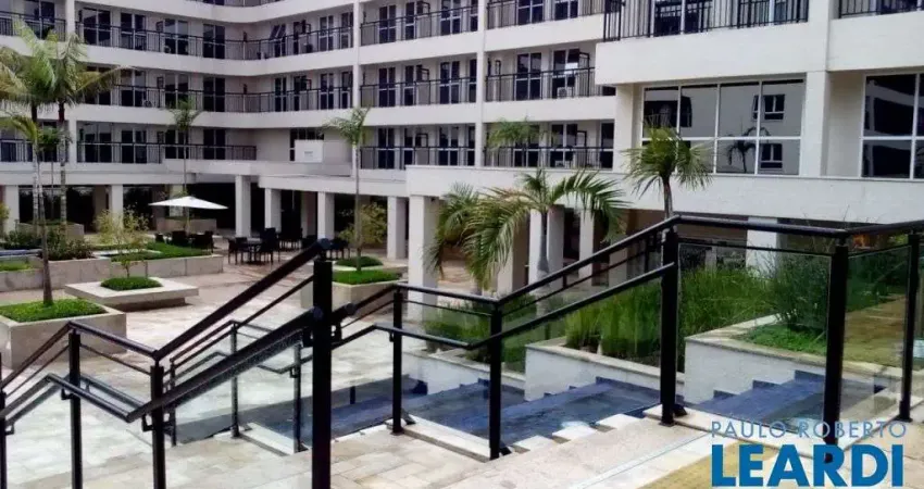 Sala comercial à venda na Avenida Engenheiro Armando de Arruda Pereira, Vila Guarani, São Paulo
