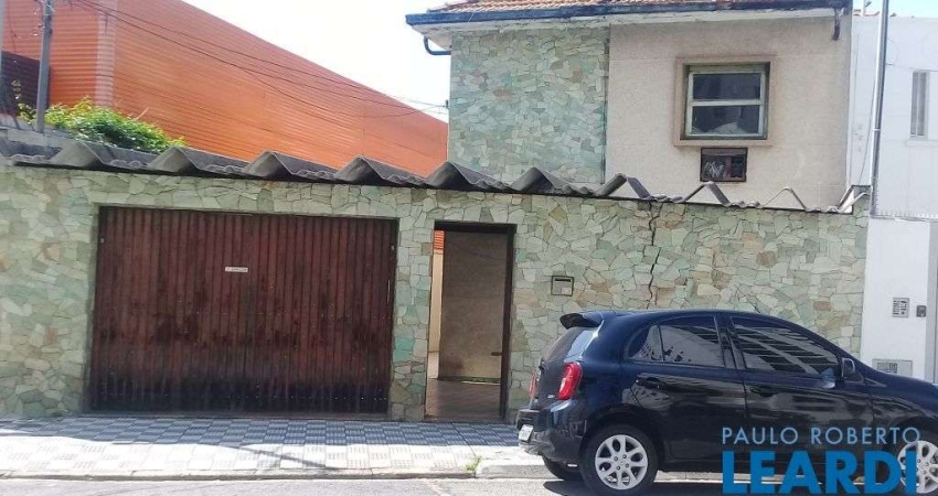 Casa com 3 quartos à venda na Rua Vasconcelos Drumond, Cambuci, São Paulo