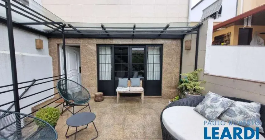 Casa com 3 quartos à venda na Rua Maranduba, Aclimação, São Paulo