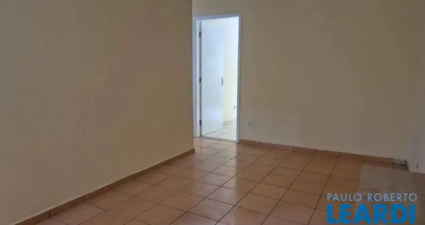 Apartamento com 2 quartos para alugar na Rua Doutor Zuquim, Santana, São Paulo