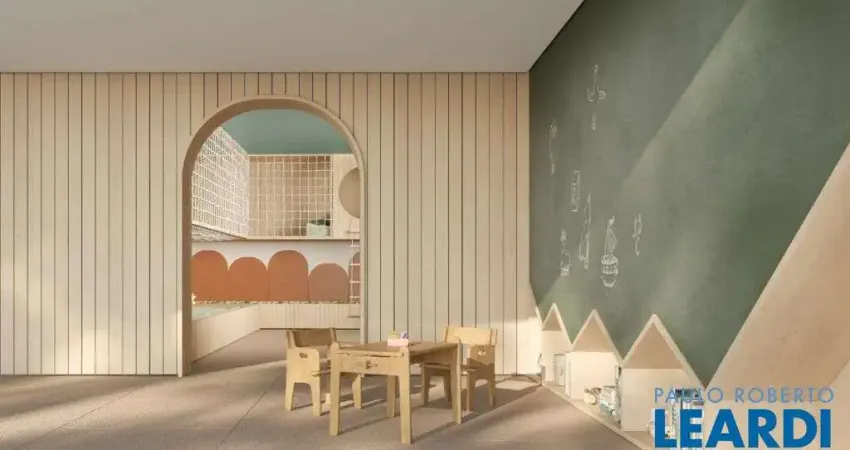 Apartamento com 2 quartos à venda na Rua Alves Guimarães, Vila Madalena, São Paulo