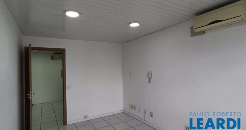 CONJ. COMERCIAL - SAÚDE - SP