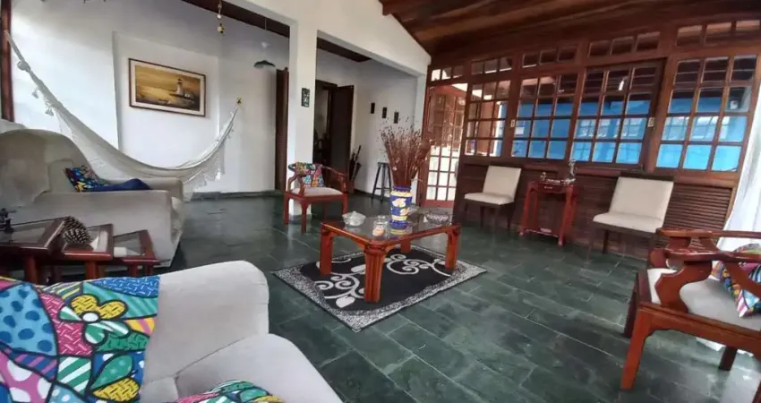 Casa com 7 quartos à venda na Rua Não Informada, Tenório, Ubatuba