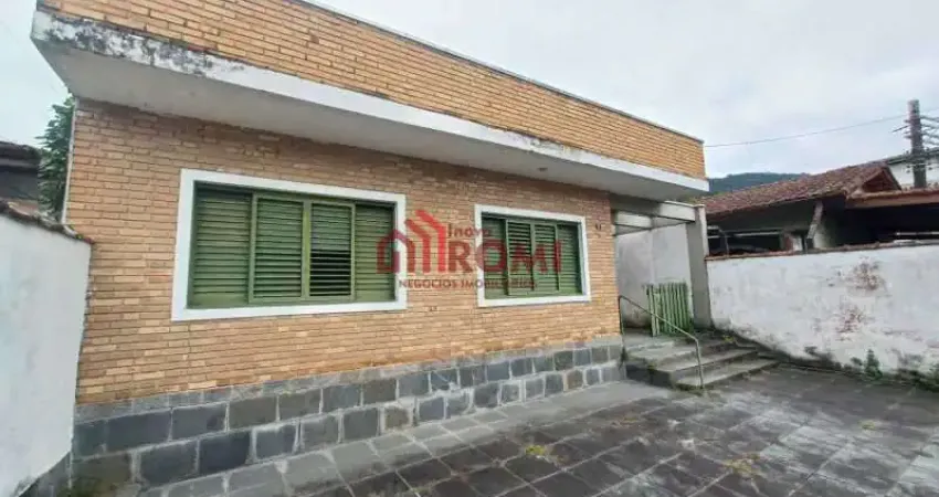 Casa à venda na Rua Alfredo de Araújo, Centro, Ubatuba