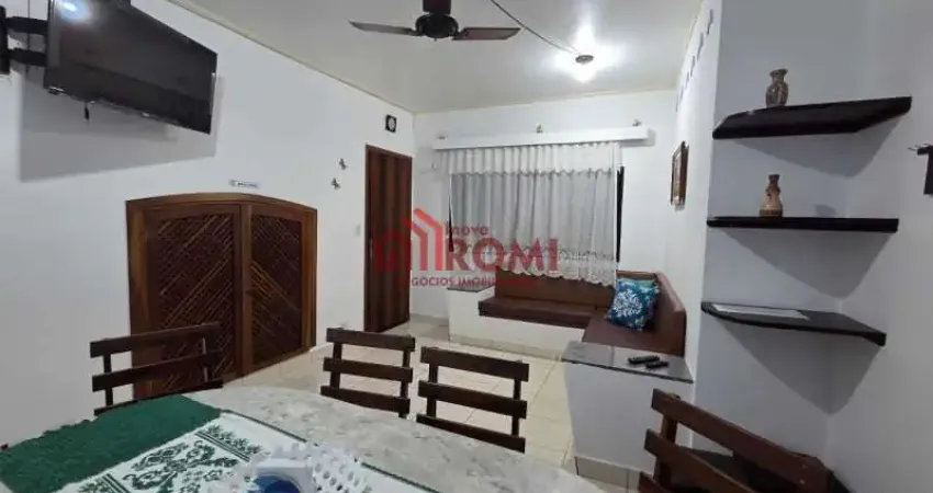 Apartamento de 3 dormitórios a venda na praia grande, poucos metros do mar.