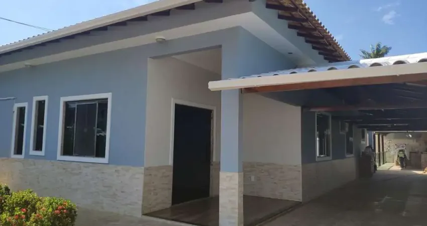 Casa para Venda em Rio das Ostras, Cidade Praiana, 3 dormitórios, 1 suíte, 3 banheiros, 4 vagas