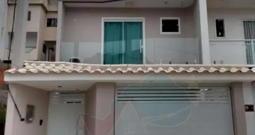 Casa para Venda em Macaé, Lagoa, 2 dormitórios, 2 suítes, 4 banheiros, 1 vaga