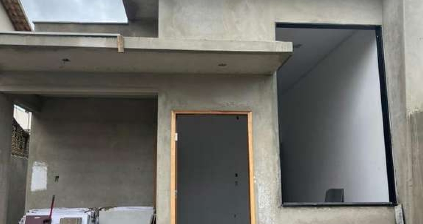Casa para Venda em Rio das Ostras, Ouro Verde, 3 dormitórios, 1 suíte, 2 banheiros, 3 vagas