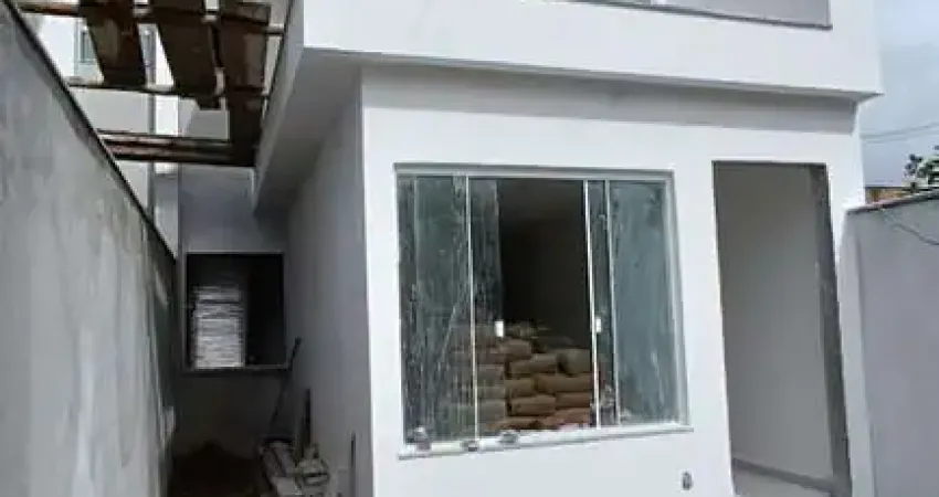 Casa para Venda em Rio das Ostras, Chacara Marilea, 3 dormitórios, 1 suíte, 3 banheiros, 1 vaga