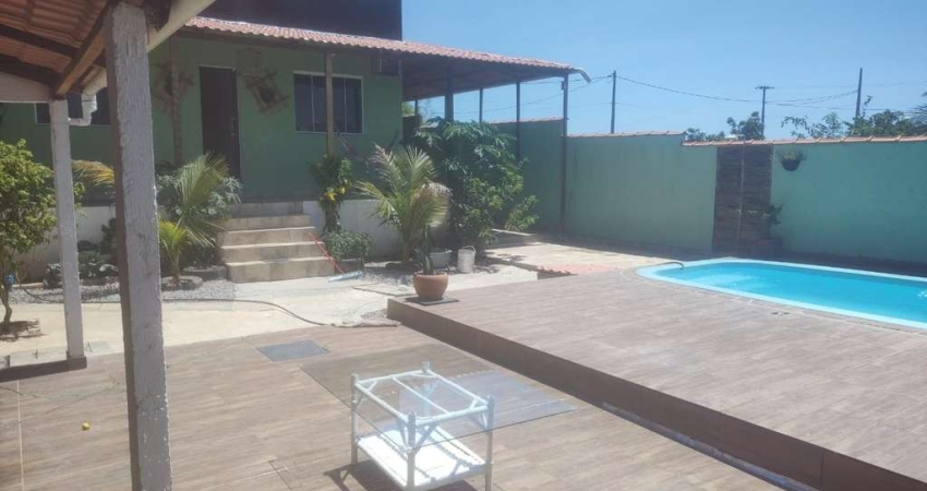 Casa para Venda em Rio das Ostras, Serramar, 3 dormitórios, 1 suíte, 3 banheiros, 3 vagas