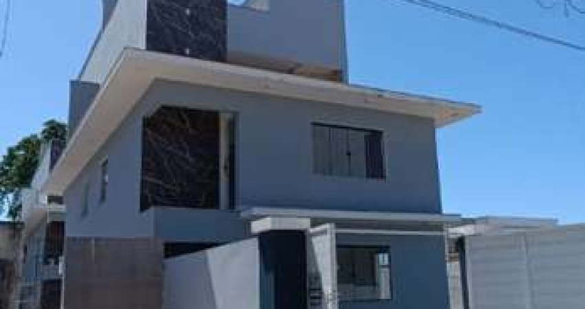 Casa para Venda em Rio das Ostras, Mar Y Lago, 3 dormitórios, 1 suíte, 4 banheiros, 1 vaga