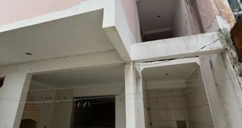 Casa para Venda em Macaé, Lagoa, 3 dormitórios, 1 suíte, 2 banheiros, 1 vaga
