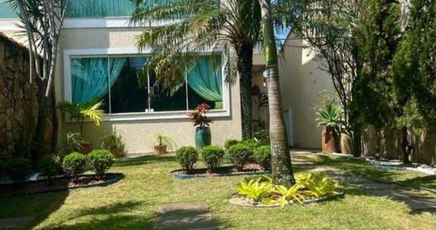 Casa para Venda em Rio das Ostras, Recreio, 3 dormitórios, 2 suítes, 3 banheiros, 1 vaga