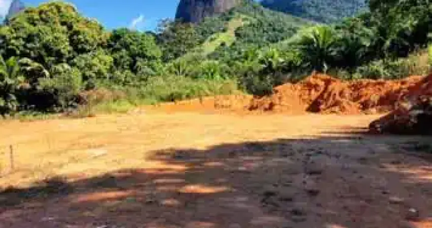 Terreno à venda na Estrada Serra da Cruz, 10, Trapiche, Macaé