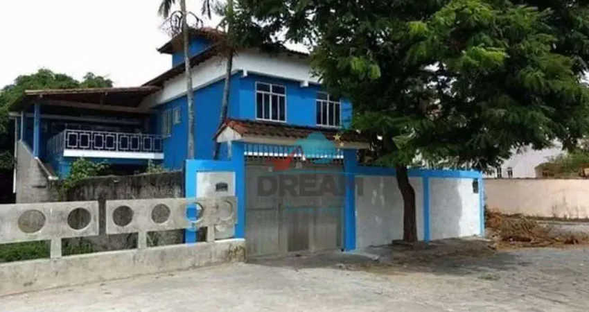 Casa com 4 dormitórios à venda, 220 m² por R$ 224.000,00 - Rocha Leão - Rio das Ostras/RJ