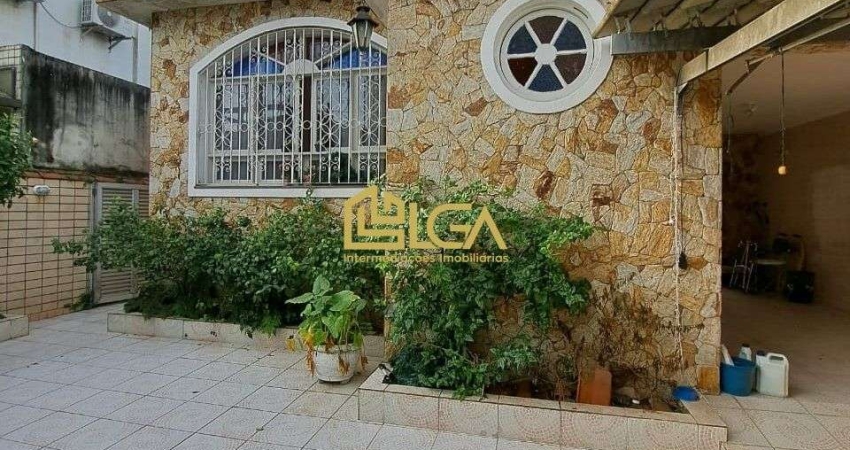 Casa com 3 quartos à venda na Rua Professor Torres Homem, 445, Embaré, Santos