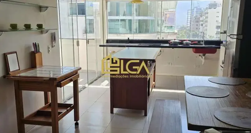 Oportunidade Única: Duplex na Praia da Enseada com 3 Suítes – Porteira Fechada!