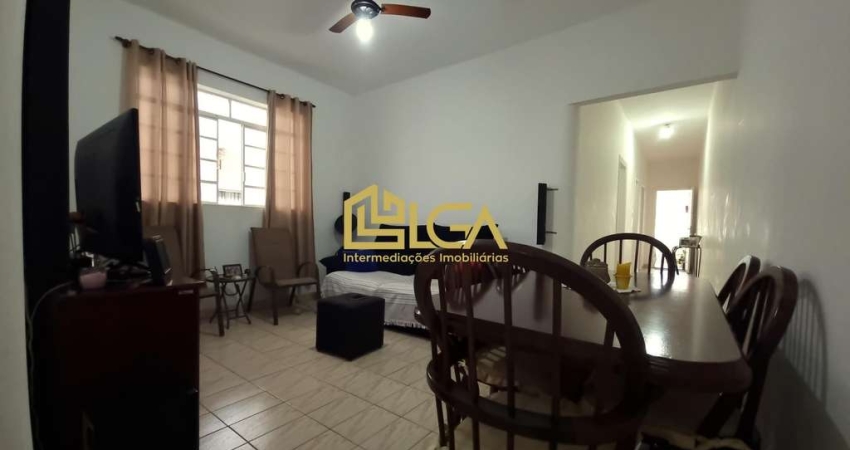 Apartamento Amplo à Venda no Boqueirão – 2 Dormitórios e Sacada, a 700m da Praia