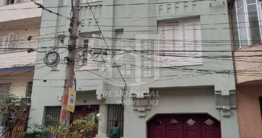 Prédio 310m²  Venda 3 Andares 11 Quartos, Funcionando como Hostel, Lapa RJ