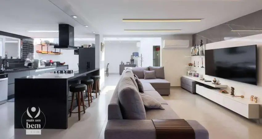Casa térrea 244 m² - 3 Quartos (1 suite) - Semimobiliada - Churrasqueira  - Hidromassagem à venda por R$ 1.699.900 - Seminário - Curitiba/PR