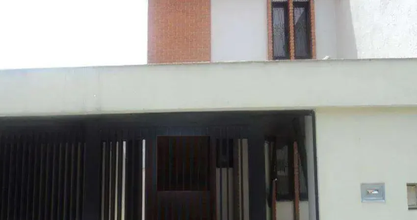 Sobrado Excelente 184 m² com 3 Dormitorios sendo 1 suíte e 2 Vagas