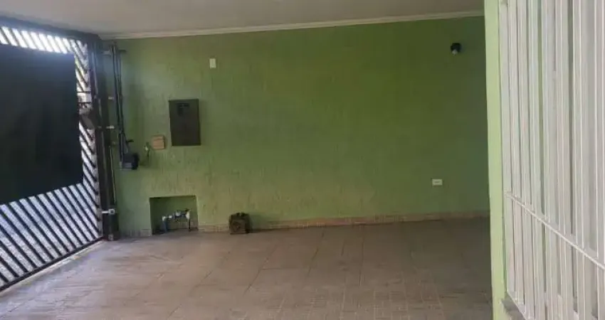 Casa com 136 m² em Terreno de 8 x 25 3 Dormitorios 3 Vagas de Garagens