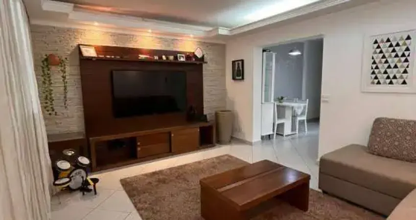 Casa Terrea 182 m² 2 Dormitorios sendo 1 Suite e 2 Vagas de Garagens