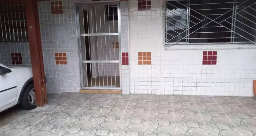 Sobrado rua sem saida 150 m ² 2 dormitorios e 2 vagas de garagens