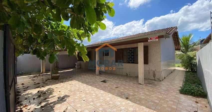 Residência com 04 dormitórios em Shangri-lá