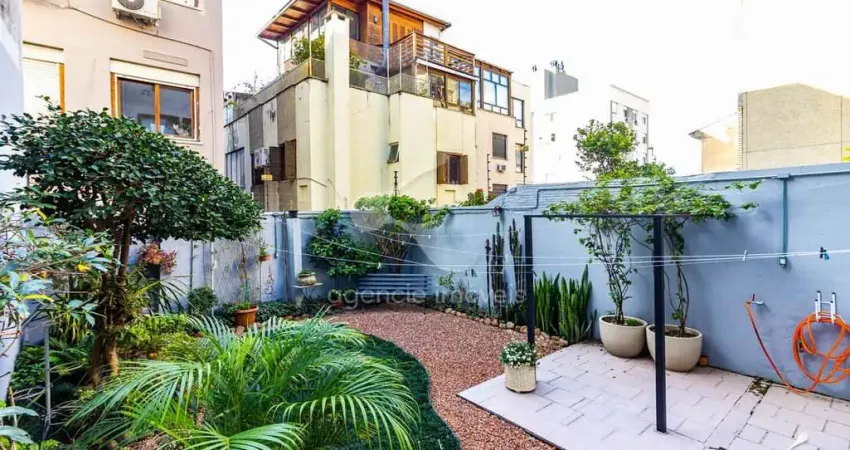 Casa para Venda em Porto Alegre, Petrópolis, 1 suíte, 4 quartos, 3 banheiros, 2 vagas