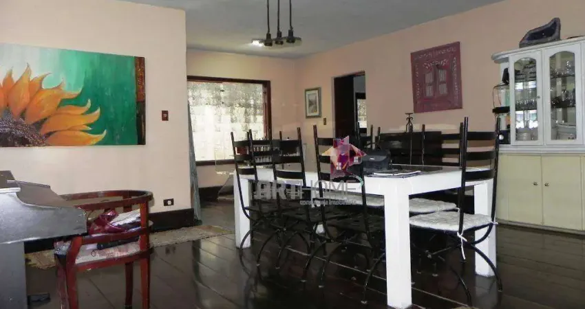 Casa com 3 dormitórios à venda, 272 m² por R$ 2.500.000,00 - Jardim Chácara Inglesa - São Bernardo do Campo/SP