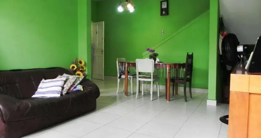 Sobrado r.ramos, 310,35 m². são duas casas no mesmo quintal e um salão com locação!