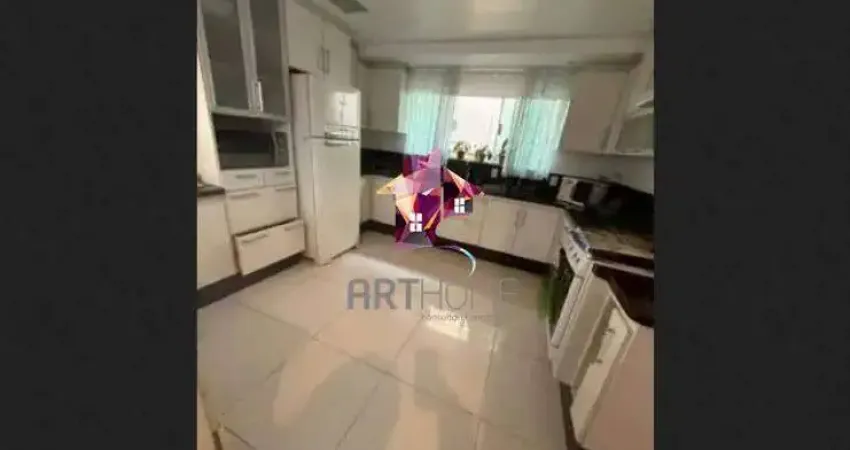 Sobrado Residencial de 336 m² em Jardim Stella, Santo André – 5 Vagas, Mobiliado