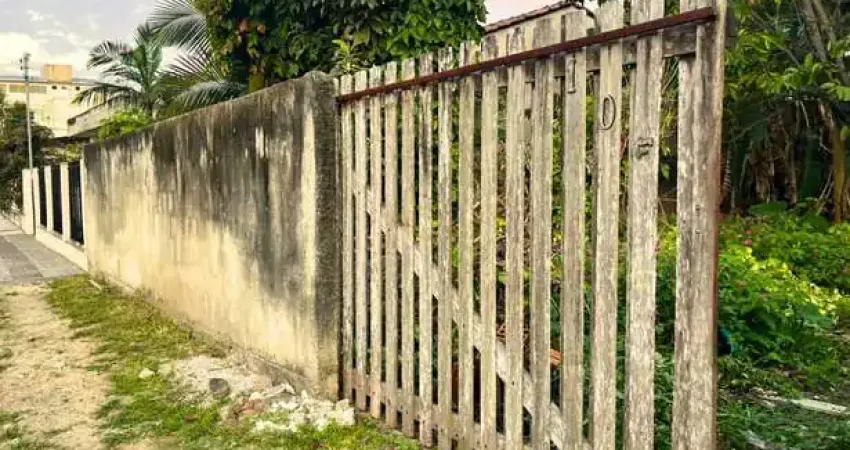 Terreno com Localização Privilegiada