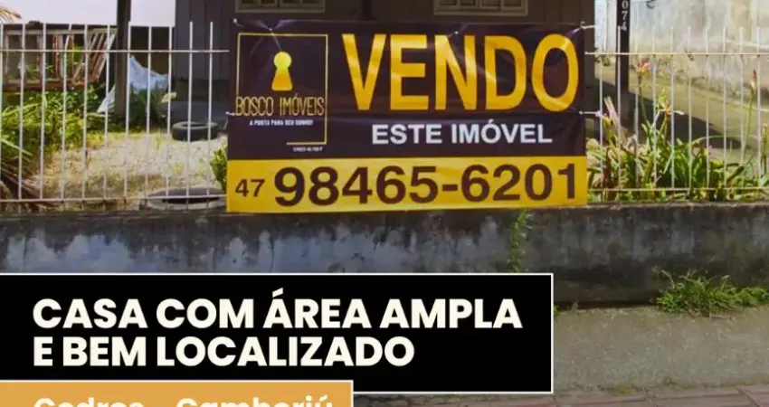 Casa à venda no Cedro, Camboriú
