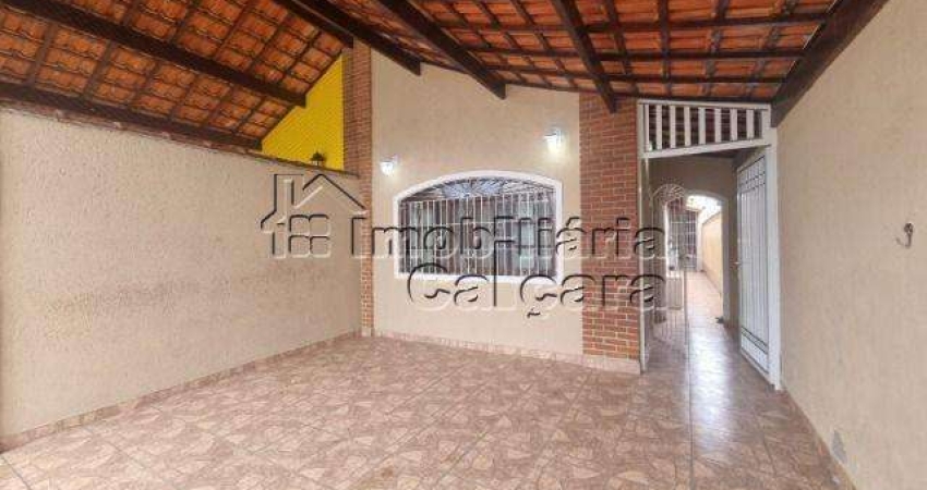 Casa para Venda em Praia Grande, Caiçara, 2 dormitórios, 1 suíte, 2 banheiros, 2 vagas