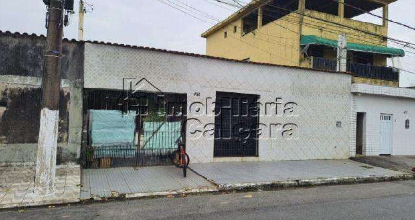 Casa para Venda em Praia Grande, Vila Mirim, 1 dormitório, 1 banheiro, 5 vagas