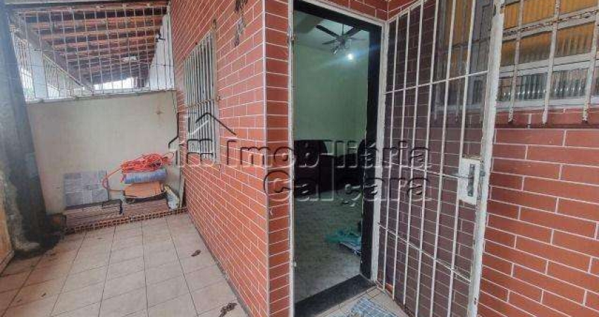 Casa com 2 quartos à venda na Rua Campos do Jordão, Jardim Real, Praia Grande