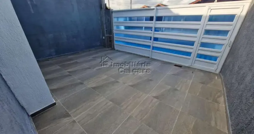 Casa para Venda em Praia Grande, Caiçara, 2 dormitórios, 2 suítes, 3 banheiros, 2 vagas