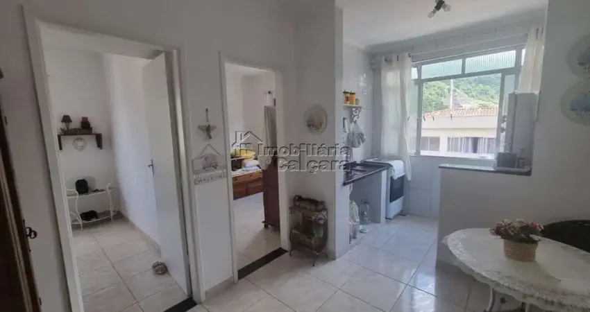 Apartamento com 02 dormitórios, no Centro de Mongaguá, vem conhecer!!!