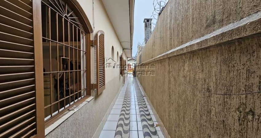 Casa para Venda em Praia Grande, Real, 2 dormitórios, 1 suíte, 2 banheiros, 2 vagas