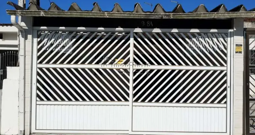 Casa no Jardim Imperador REFORMADA, á 200 metros da praia!!!