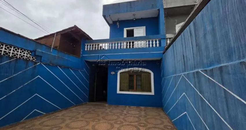 Sobrado com piscina, no bairro caiçara, á 800 metros da praia!!!!