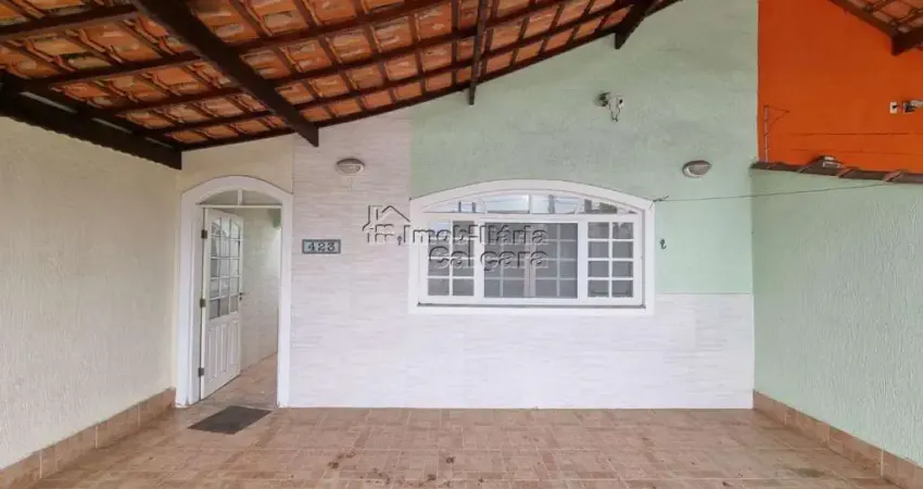 Casa no bairro caiçara, com 02 dormitórios á 400 metros da praia!!